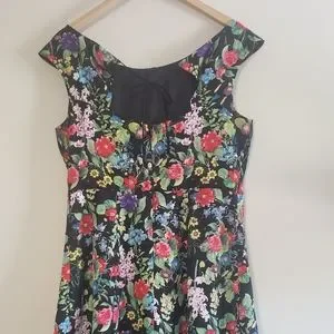 Annie 50 boutique gorgeous summer dress. Made in Montreal